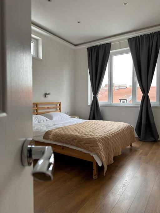 Knyaz Boris I Apartment Sofia Exterior photo